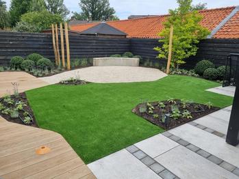 Moderne tuin in Hilversum